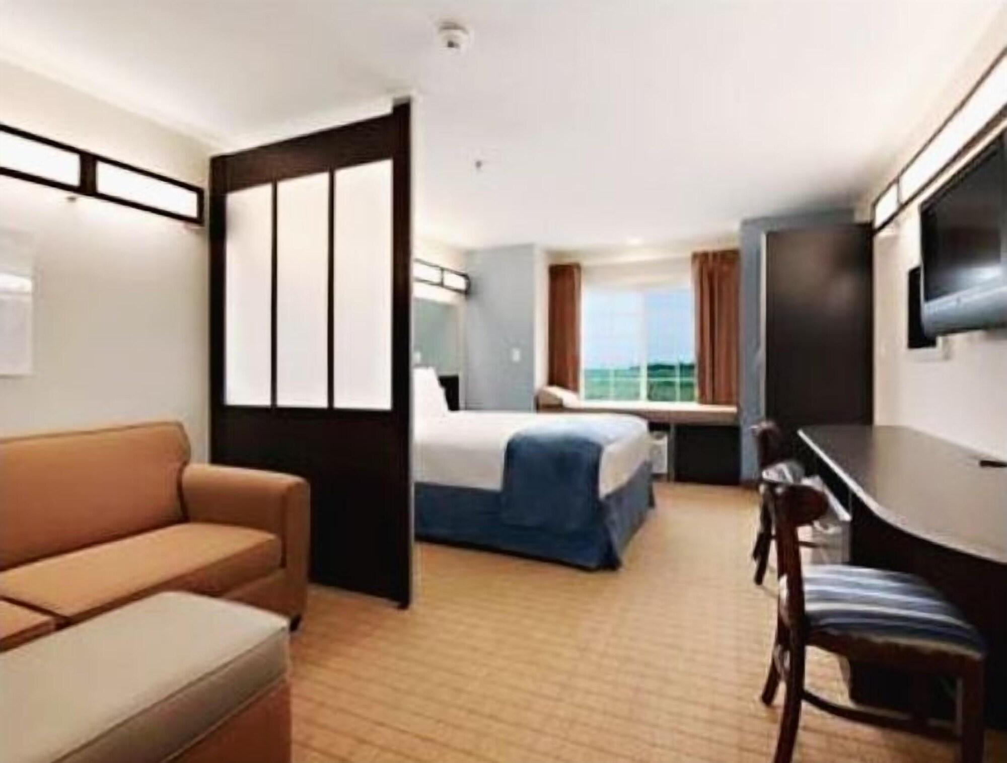 Three Rivers Inn & Suites 포트아더 객실 사진