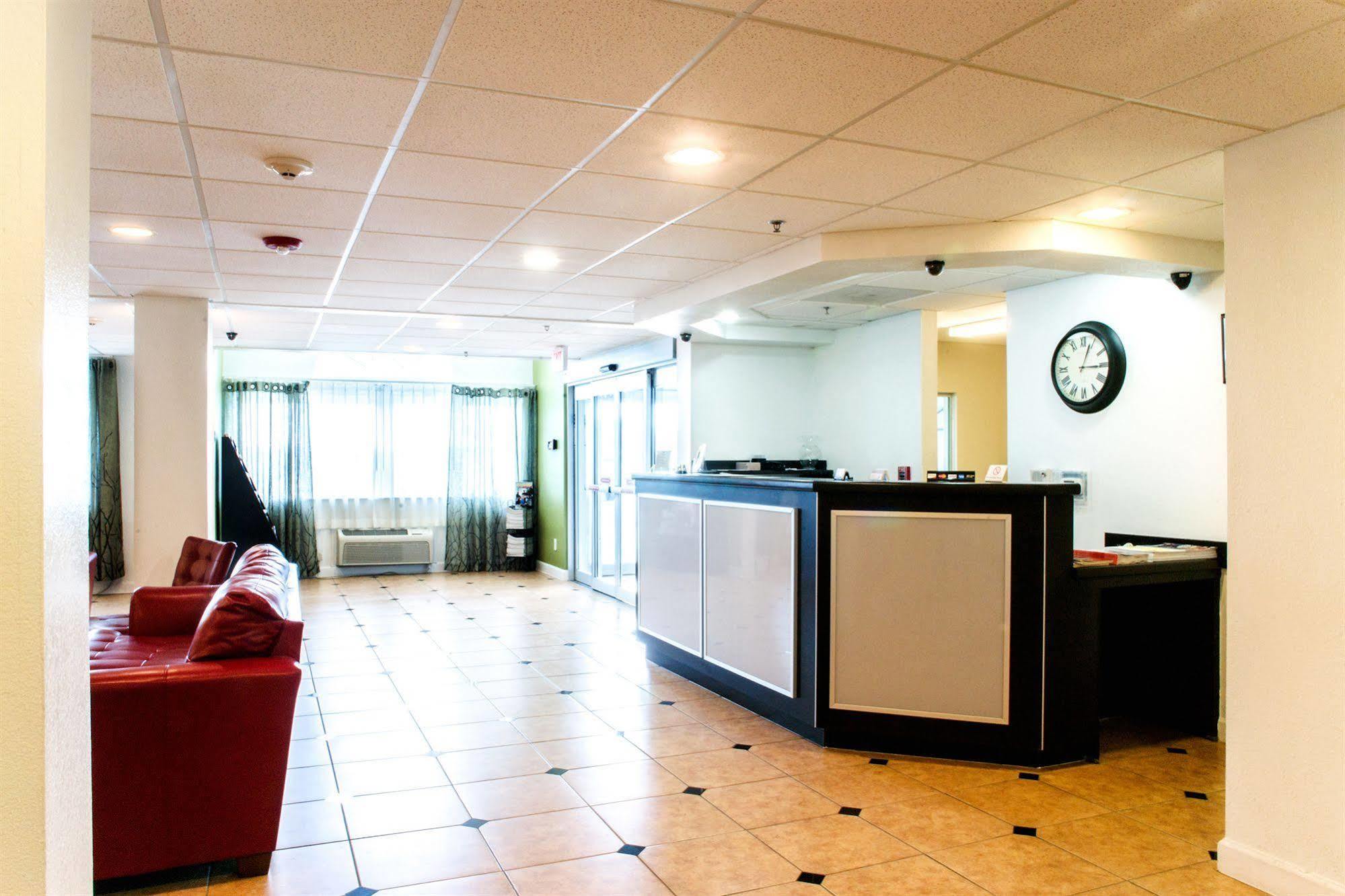 Three Rivers Inn & Suites 포트아더 외부 사진